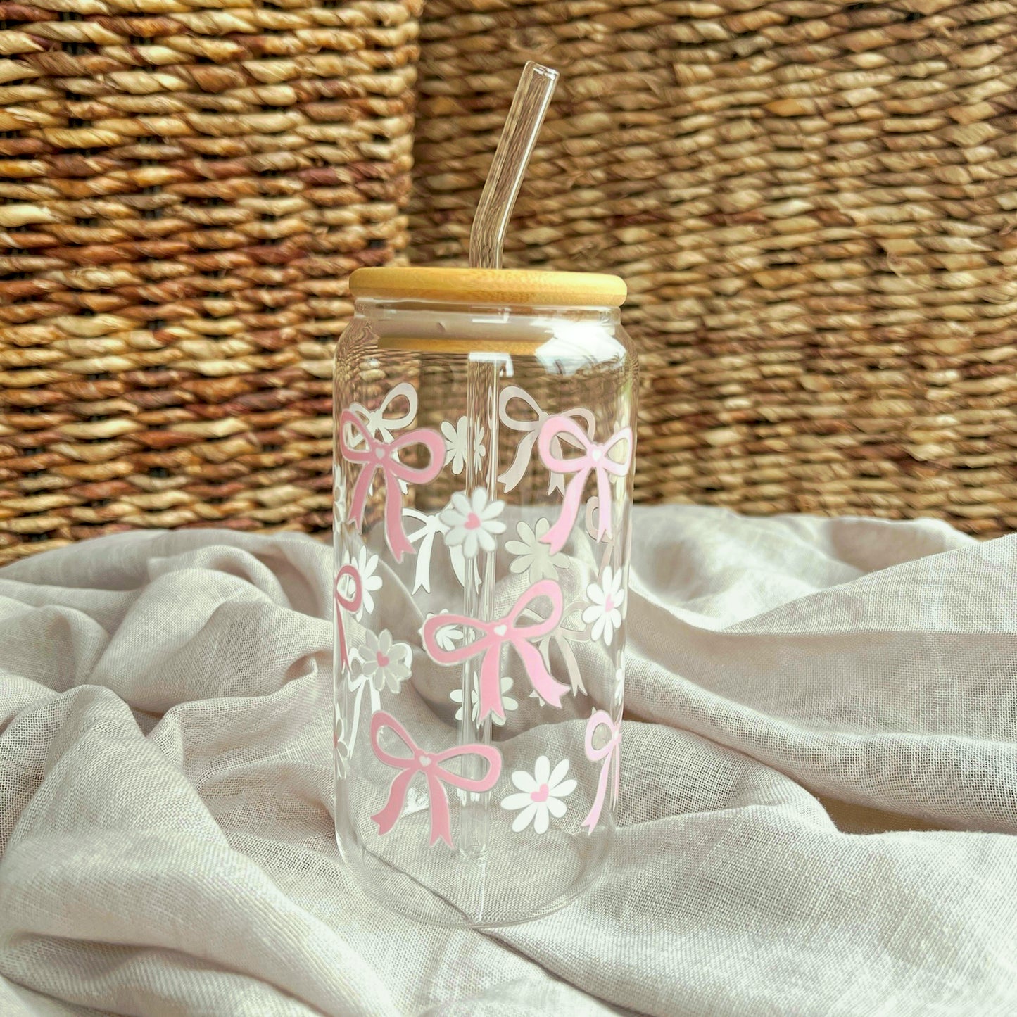 Gobelet en verre avec paille en verre et couvercle en bambou - Nœuds modèle 2